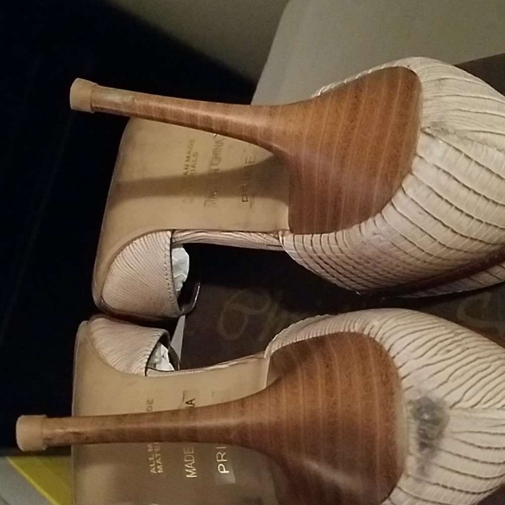 Christine & Kelly prime d'orsay buckle heel - Picture 6 of 8